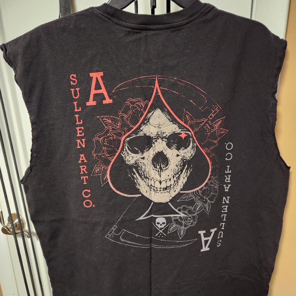 Sullen  xl sleeves  cut off